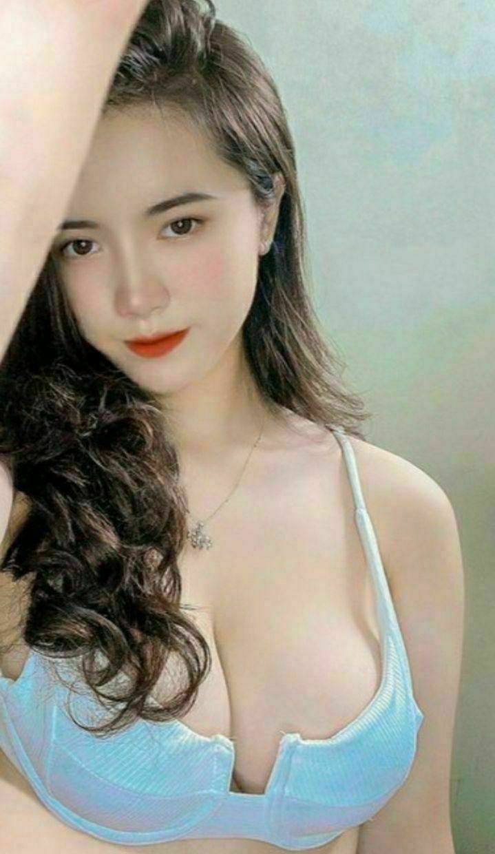 极品身材情趣黑丝套装女友 多体位无套抽插极品粉鲍操出水 口爆颜射